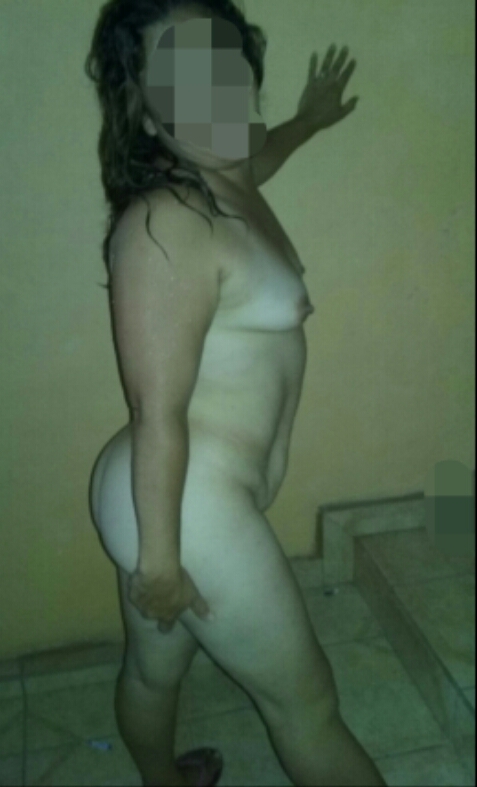 Esposa caliente en la ducha - Foto 3
