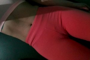 Colombiana arrechita sedienta de sexo y verga 2